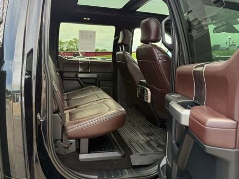 Used 2017 Ford F350 Platinum w/ Platinum Ultimate Package image 6