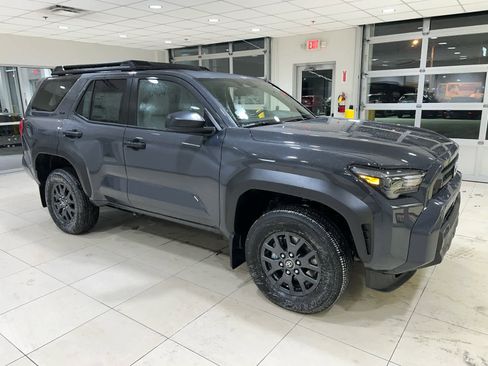 New 2026 Toyota 4Runner SR5 image 1