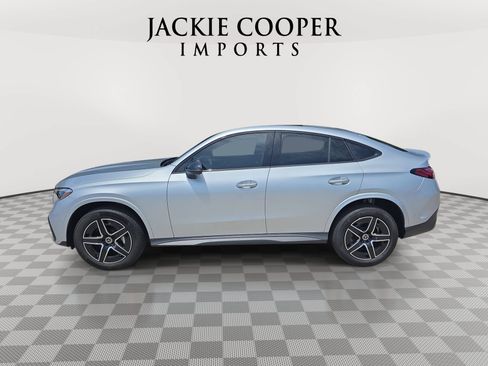 Used 2024 Mercedes-Benz GLC 300 4MATIC image 8