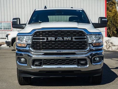 Used 2024 RAM 3500 Big Horn image 2