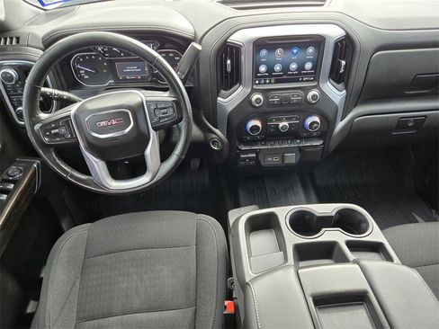 Used 2021 GMC Sierra 1500 Elevation w/ LPO, Elevation Black Package image 17