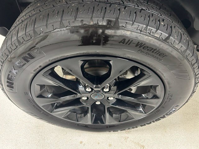 Used 2024 Jeep Wrangler Unlimited Sahara AWD/4WD image 9