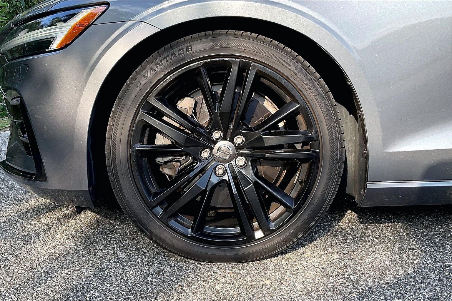Used 2019 Volvo S60 T6 R-Design AWD/4WD image 9