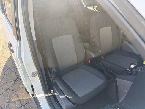 Used 2021 Ford Transit Connect XL FWD image 17