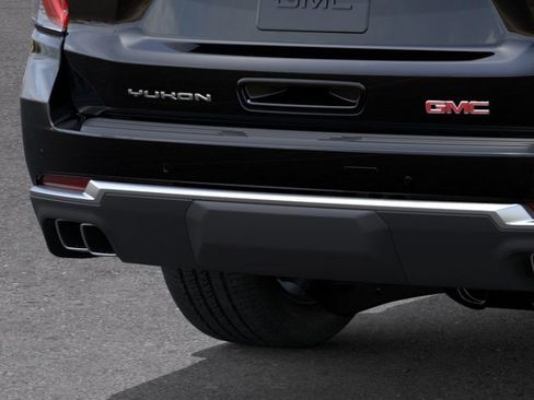 New 2026 GMC Yukon XL Denali w/ Denali Reserve Package RWD image 14