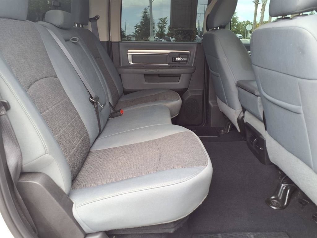 Used 2019 RAM 1500 Classic SLT AWD/4WD image 16