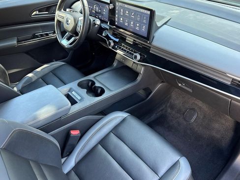 Used 2024 Honda Prologue Touring image 35