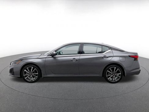 Used 2026 Nissan Altima 2.5 SV FWD image 4