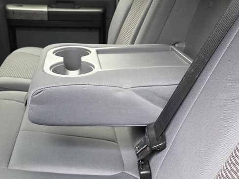 Used 2016 Ford F250 XLT w/ XLT Premium Package image 10