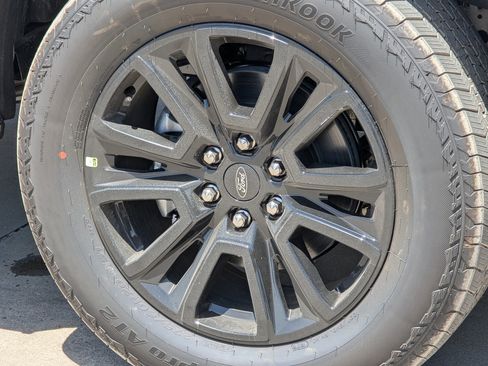 New 2025 Ford F150 Platinum w/ Equipment Group 702A High image 9