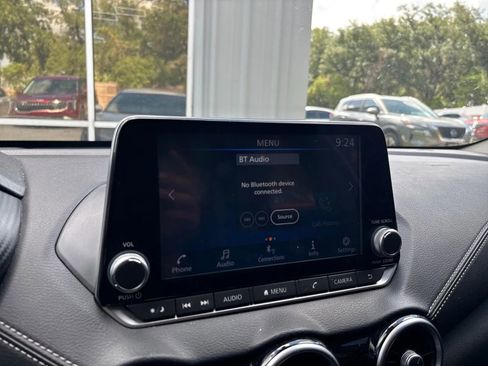 Used 2021 Nissan Sentra SV FWD image 19