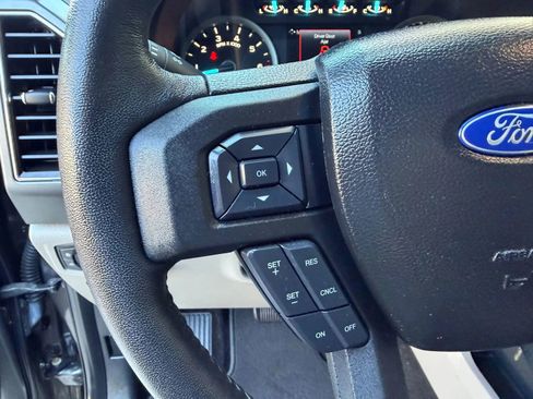 Used 2018 Ford F150 XLT w/ Equipment Group 302A Luxury AWD/4WD image 19