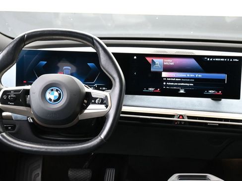 Used 2023 BMW iX xDrive50 w/ Ultimate Package 2 image 11