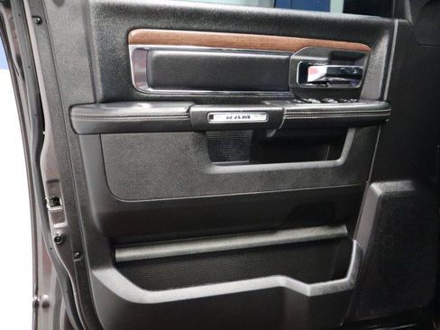 Used 2016 RAM 2500 Laramie w/ Convenience Group RWD image 30