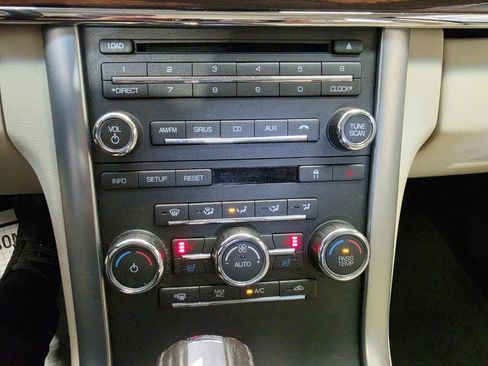 Used 2009 Lincoln MKS AWD image 15
