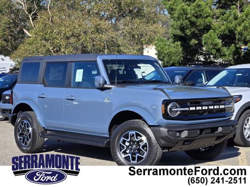 New 2025 Ford Bronco Outer Banks image 1