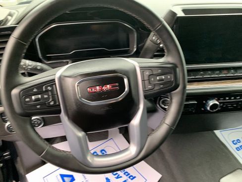 Used 2023 GMC Sierra 1500 Elevation image 25