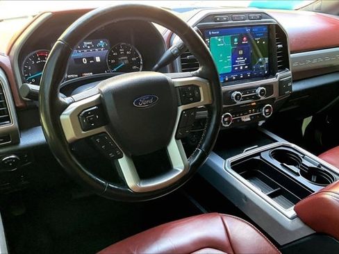 Used 2022 Ford F350 Platinum AWD/4WD image 18