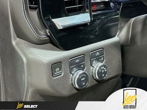 Used 2023 GMC Sierra 1500 Elevation image 10