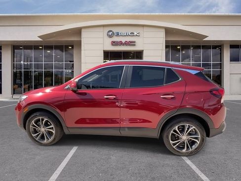Used 2023 Buick Encore GX Select w/ Safety Package II AWD/4WD image 9