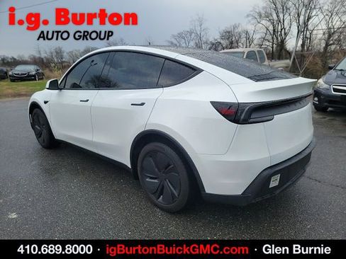 Used 2026 Tesla Model Y Long Range image 4