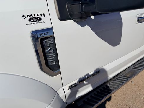 Used 2019 Ford F450 XLT w/ XLT Premium Package image 7