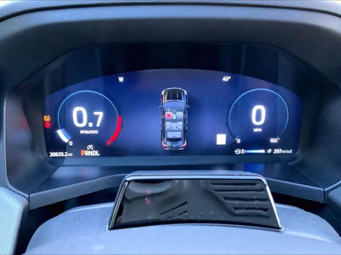 Certified 2025 Ford Explorer ST-Line w/ ST-Line Street Pack image 24