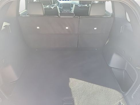 Used 2022 Jeep Grand Cherokee Limited image 12