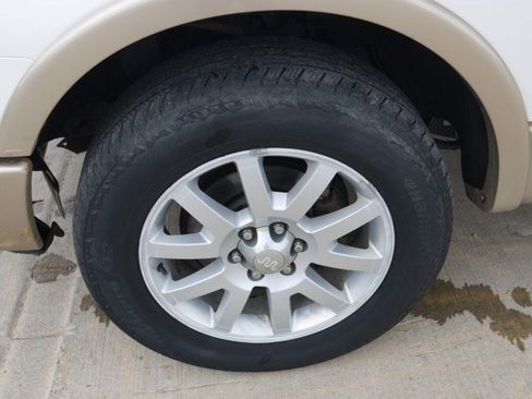 Used 2011 Ford F150 King Ranch w/ Off Road Pkg AWD/4WD image 11