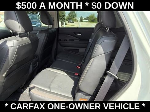 Used 2023 Nissan Pathfinder SL w/ Lighting Package (N92) AWD/4WD image 39