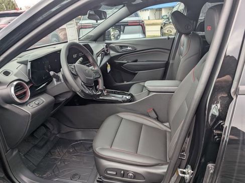 New 2026 Chevrolet Trax RS w/ Sunroof Package FWD image 12