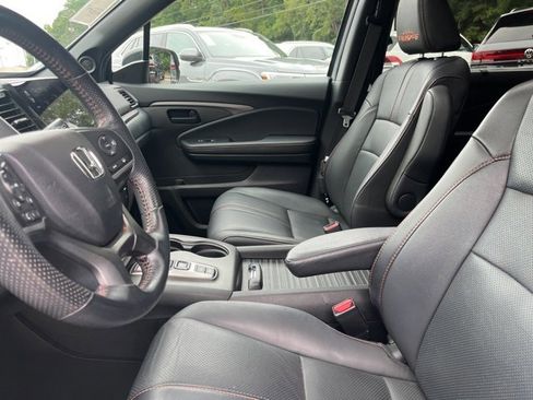 Used 2022 Honda Passport TrailSport image 9