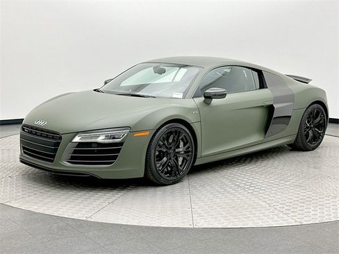 Used 2014 Audi R8 V10 plus image 1