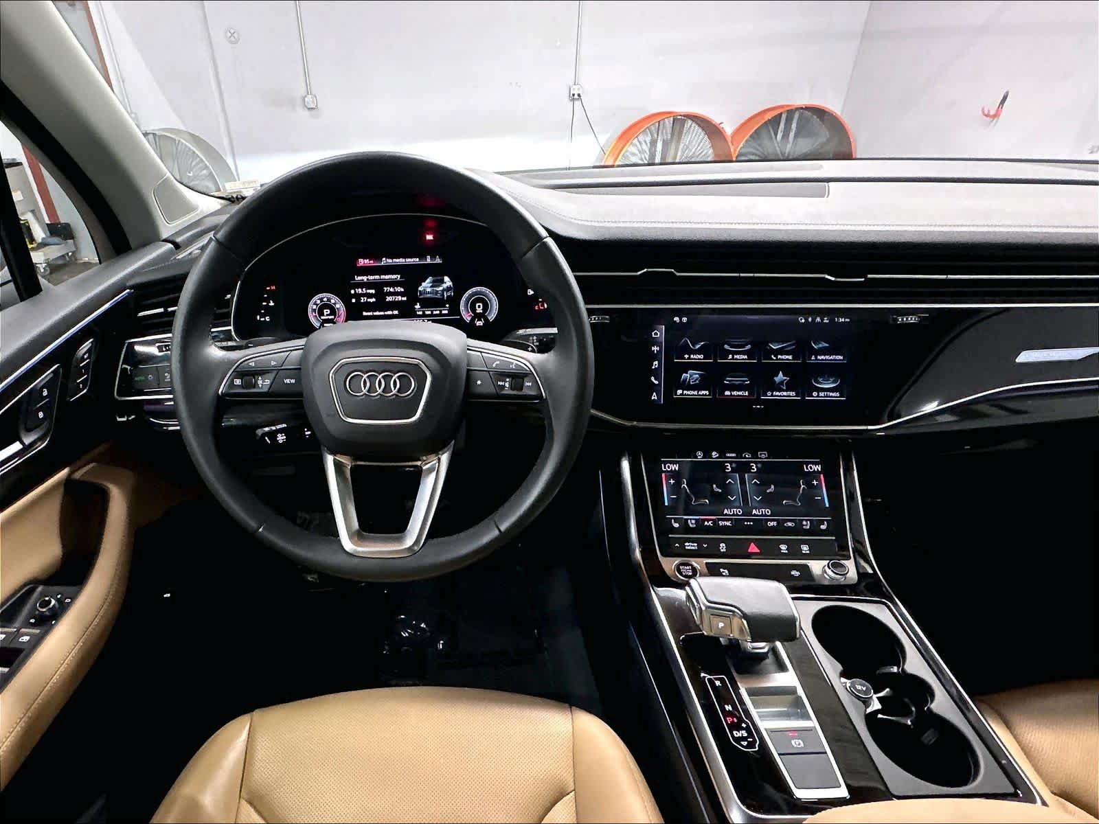 Used 2023 Audi Q7 2.0T Premium Plus AWD/4WD image 9