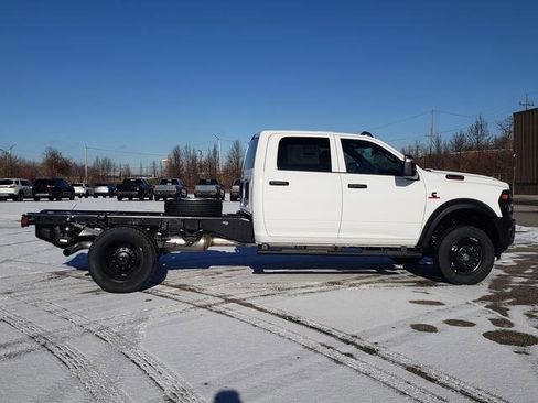 New 2026 RAM 4500 Tradesman image 9