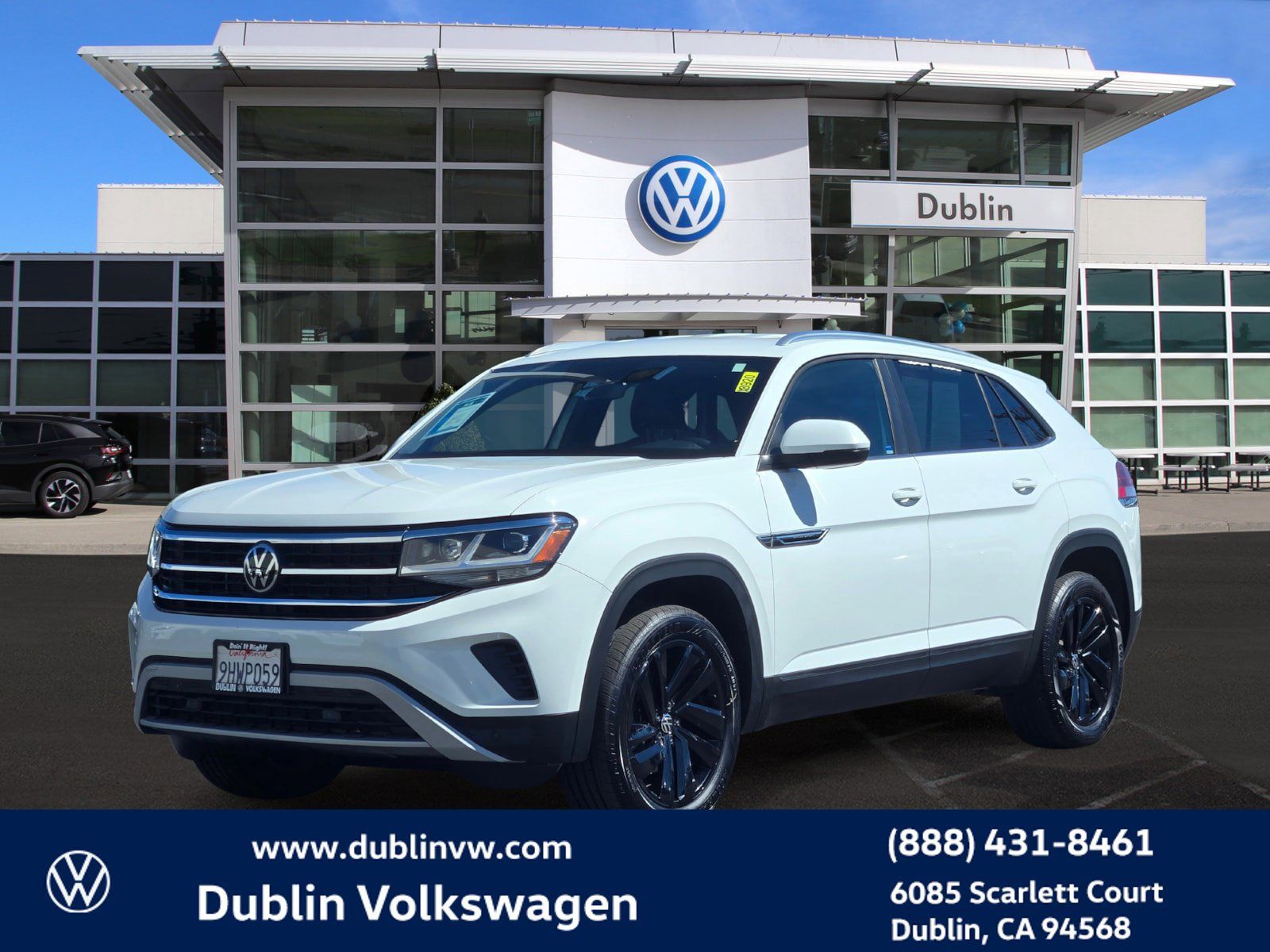 Certified 2023 Volkswagen Atlas Cross Sport SE w/ Black Wheel Package FWD image 8