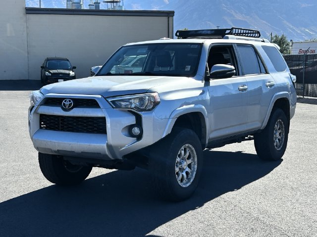 Used 2016 Toyota 4Runner SR5 Premium AWD/4WD image 7