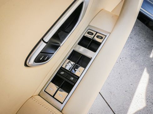 Used 2015 Bentley Continental GT V8 S image 16