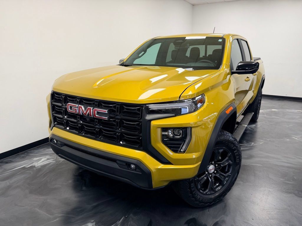 Used 2023 GMC Canyon Elevation w/ Elevation Premium Package AWD/4WD image 17