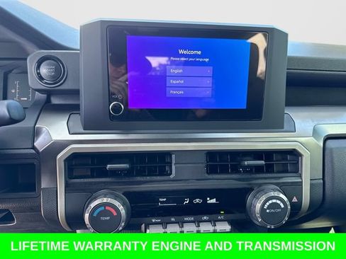 Used 2025 Toyota Tacoma SR5 AWD/4WD image 23