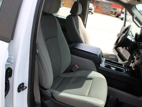 Used 2018 Ford F150 XL w/ Equipment Group 101A Mid RWD image 24