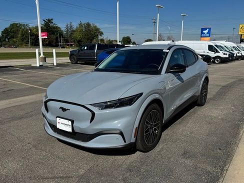 New 2025 Ford Mustang Mach-E Premium image 31