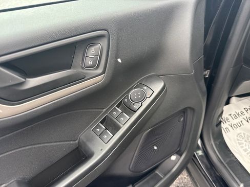 Used 2022 Ford Escape SE w/ Convenience Package image 27