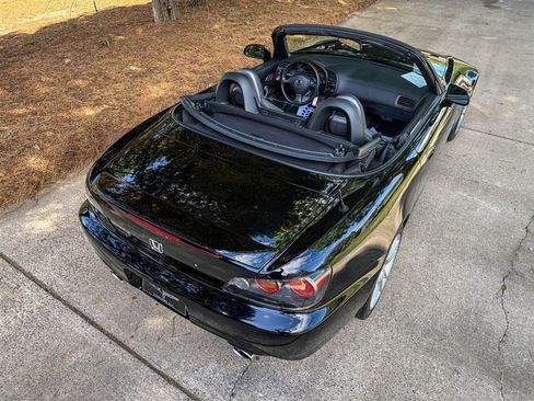 Used 2005 Honda S2000 image 41