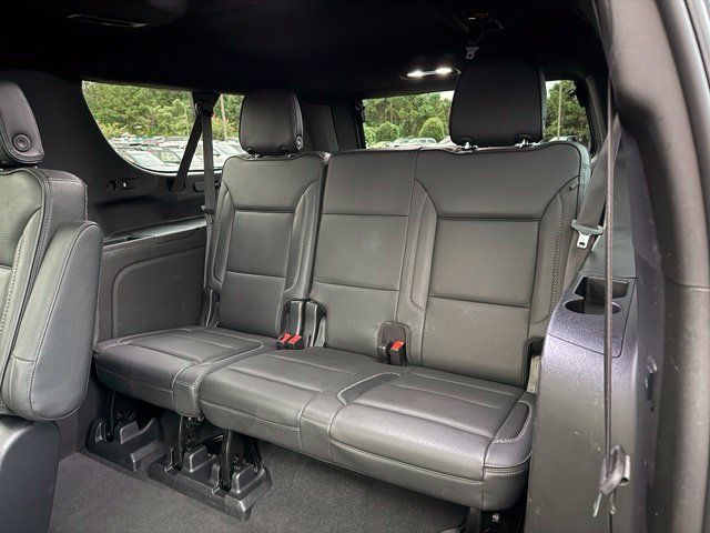 Used 2021 GMC Yukon XL Denali w/ Denali Premium Package AWD/4WD image 29