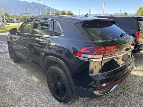 Used 2020 Volkswagen Atlas Cross Sport S FWD image 5