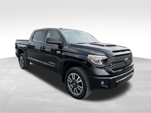 Used 2018 Toyota Tundra SR5 w/ TRD Sport Package AWD/4WD image 24