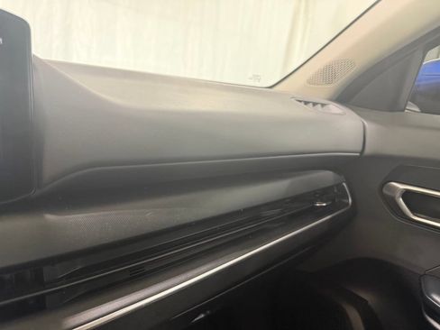 Used 2025 Kia K4 FWD image 21