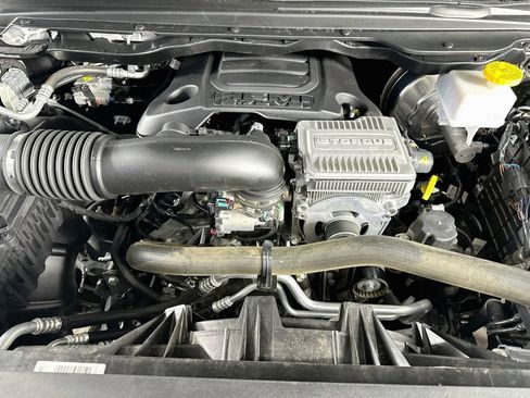 Used 2023 RAM 1500 Limited AWD/4WD image 32