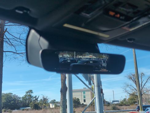 Used 2024 Lexus GX 550 image 27